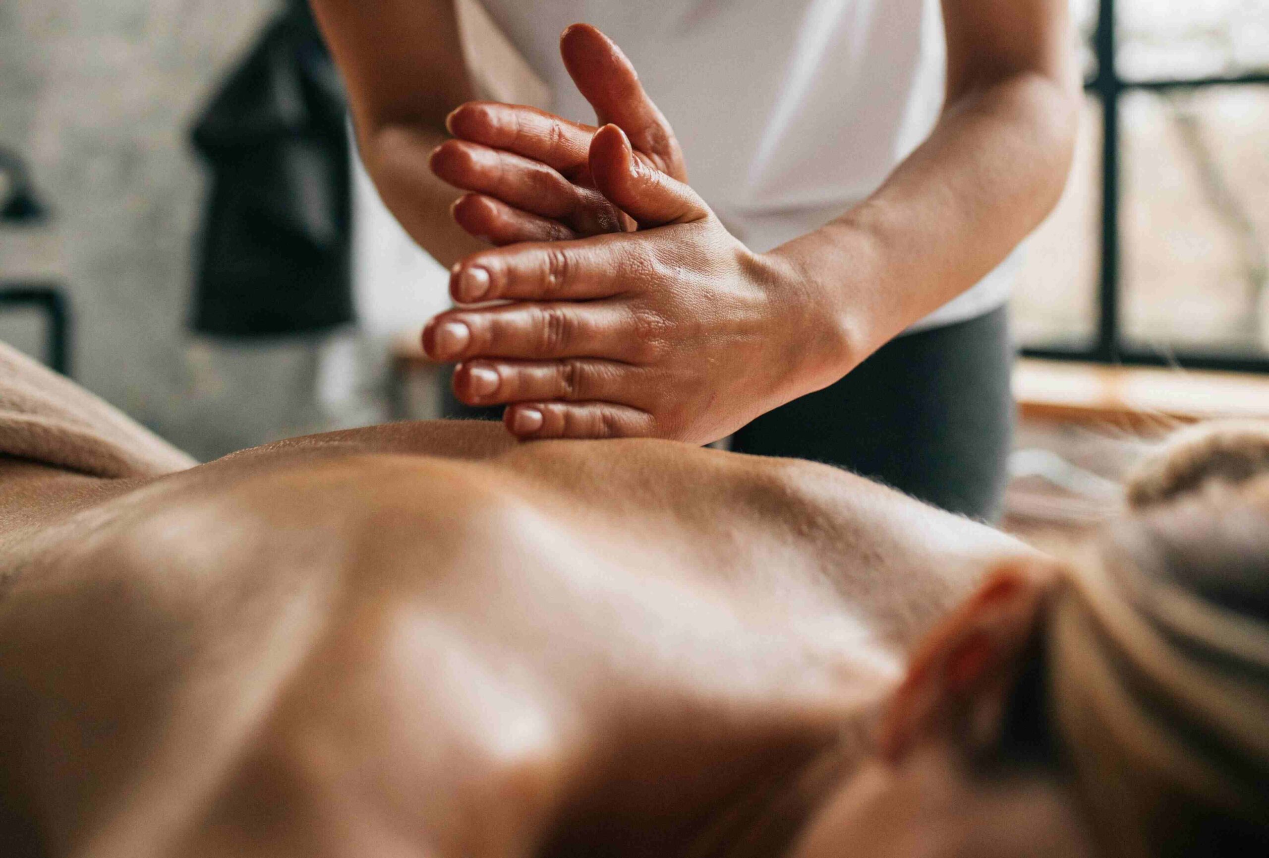 Massage Suédois à Aubagne Un massage Suédois précis pour relâcher les tensions musculaires à Aubagne