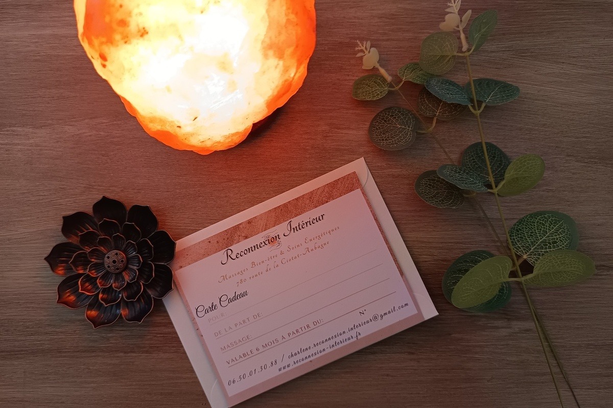 Cartes cadeaux massage Aubagne chez Reconnexion Interieur, idéale pour offrir un moment de bien-être.